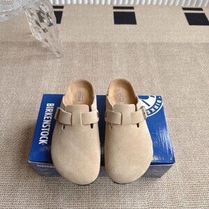 Birkenstock Boston taupe suede mule clogs